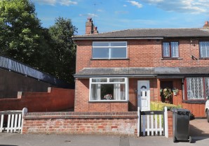 Property for Auction in London - 48 Westbury Place North, Leeds, West Yorkshire, LS10 3DE