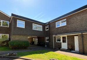 Property for Auction in London - 15 Castano Court, Kitters Green, Abbots Langley, Hertfordshire, WD5 0HP