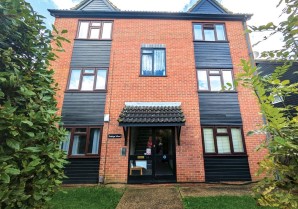 Property for Auction in London - Flat 2 Oakleigh Court, 1A Covert Road, Ilford, Essex, IG6 3BB