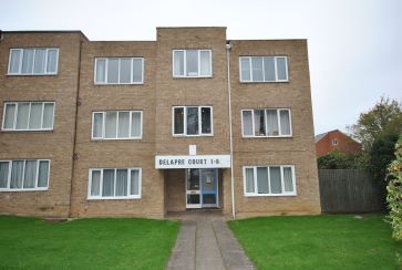 Property for Auction in Northamptonshire - 6 Delapre Court, London Road, Northampton, Northamptonshire, NN4 8AT