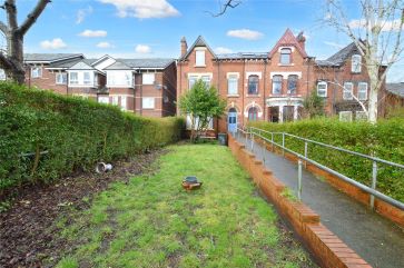 Property for Auction in West Yorkshire - 16a Scholebroke Avenue, Leeds, West Yorkshire LS7 3HB