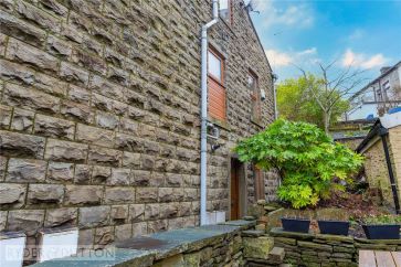 Property for Auction in Manchester - 7 Parrock Parade, Crawshawbooth, Rossendale, Lancashire, BB4 8AW