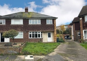 Property for Auction in London - 10 Derwent Close, Dartford, Kent, DA1 2TT