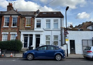 Property for Auction in London - Flat 4, 34A Geldeston Road, Hackney, London, E5 8SB