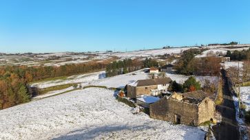 Property for Auction in Manchester - Back Of The Low Farm, Hollins Road, Waterhead, Oldham, OL4 3SG