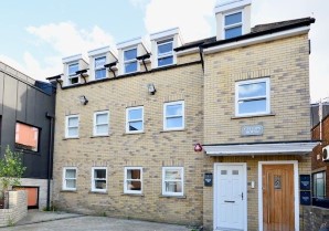 Property for Auction in London - Ground Floor Flat, 4 Nesbitts Alley, Barnet, Hertfordshire, EN5 5XG