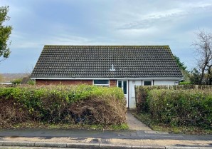 Property for Auction in London - 22 Pinewood Close, Eastbourne, East Sussex, BN22 0SA