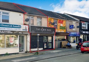 Property for Auction in London - 35 & 35A Cricklade Road, Swindon, Wiltshire, SN2 1AA