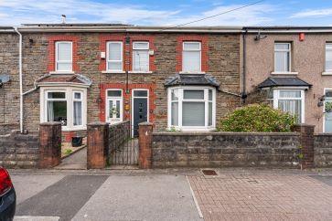 Property for Auction in Wales - 39 Oxford Street, Nantgarw, Cardiff, Rhondda Cynon Taff CF15 7ST