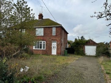 Property for Auction in East Anglia - 139 Lynn Road, Ingoldisthorpe, King&apos;s Lynn, Norfolk PE31 6NS