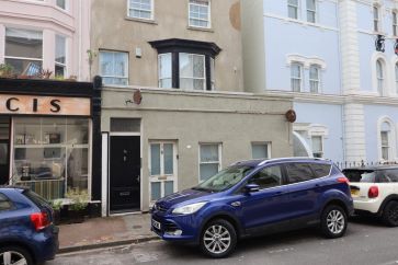 Property for Auction in Hull & East Yorkshire - 5 South Street, Scarborough, North Yorkshire, YO11 2BP