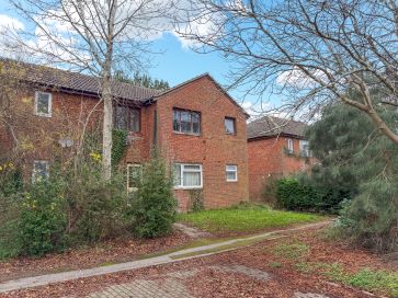 Property for Auction in Bedfordshire and Buckinghamshire - 28 Norbrek, Two Mile Ash, Milton Keynes, Buckinghamshire MK8 8AT