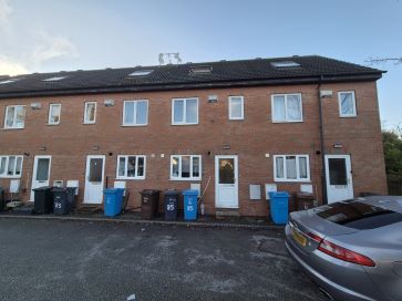 Property for Auction in Hull & East Yorkshire - 85 Ash Grove, Hull, East Yorkshire, HU5 1LT