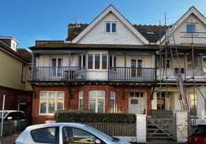 Property for Auction in London - Flat 3, 23 Surrey Road, Margate, Kent, CT9 2JR