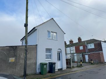 Property for Auction in East Anglia - 7 Nettle Hill West, Great Yarmouth, Norfolk NR30 2DW