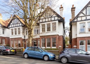 Property for Auction in Sussex & Hampshire - 10 York Avenue, Hove, East Sussex, BN3 1PH