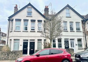 Property for Auction in London - 194 Hainault Avenue, Westcliff-on-Sea, Essex, SS0 9EX