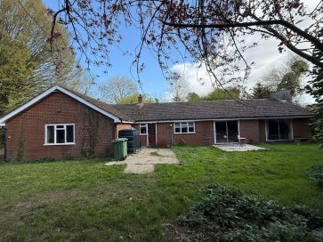 Property for Auction in East Anglia - 5 Riverside, Northwold, Thetford, Norfolk IP26 5NG