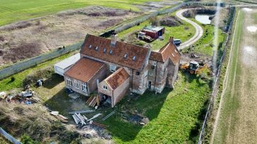 Property for Auction in Hull & East Yorkshire - Haltemprice Priory Farmhouse, Abbey Lane, Hull, HU10 6FX