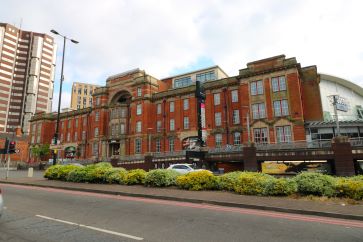 Property for Auction in Birmingham - 7 the Green Apartments, Broadway Plaza, 220 Ladywood Middleway, Birmingham B16 8EQ