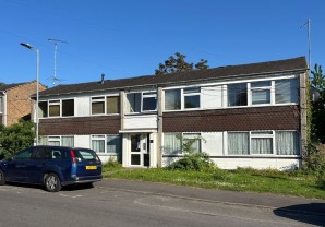 Property for Auction in London - 15 Cotlandswick, London Colney, St. Albans, Hertfordshire, AL2 1EH