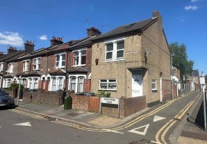 Property for Auction in London - 2A Addiscombe Road, Watford, Hertfordshire, WD18 0ND