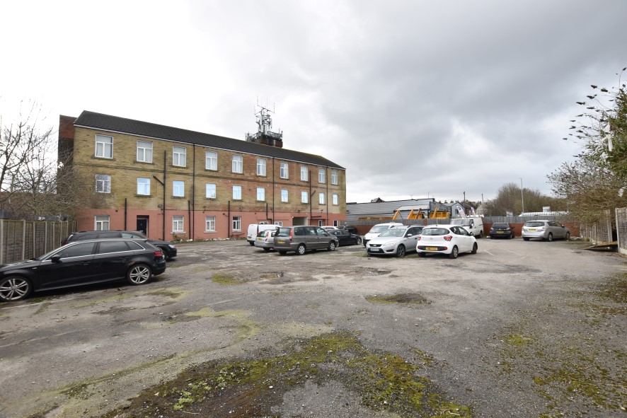 Lot Image