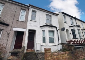 Property for Auction in London - 70A St. James Road, Watford, Hertfordshire, WD18 0DX