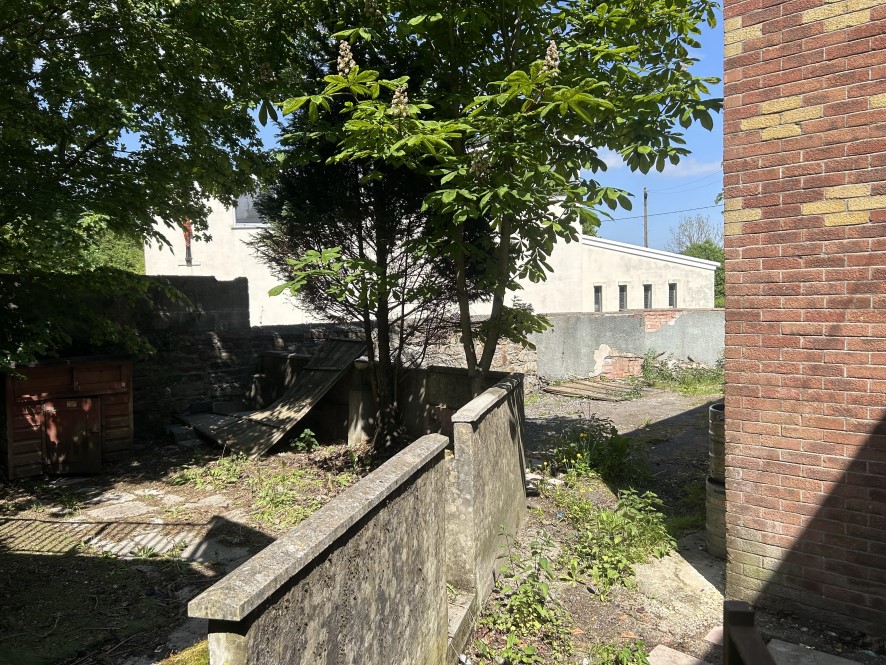 Lot Image