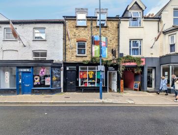Property for Auction in Scotland - Flat 1, 39a Old London Road, Kingston upon Thames, Surrey KT2 6ND