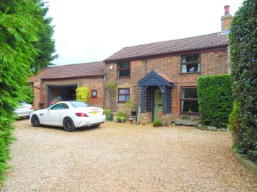 Property for Auction in East Anglia - Layby Cottage, Sutton Road, Four Gotes, Tydd, Wisbech PE13 5PH