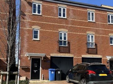Property for Auction in East Anglia - 92 Blunden Close, Long Melford, Sudbury, Suffolk CO10 9LL