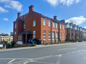 Property for Auction in East Anglia - 10 Wentworth House, 25 Burrell Road, Ipswich, Suffolk IP2 8AH