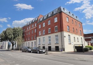 Property for Auction in London - 36 Flagstaff Court, Canterbury, Kent, CT1 3HA