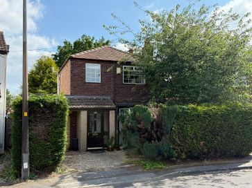 Property for Auction in Manchester - 19 Acacia Avenue, Cheadle Hulme, Cheadle, SK8 6AB