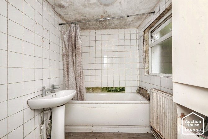 Lot Image