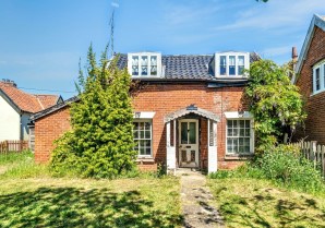 Property for Auction in London - Heatherland, Common Road, Shelfanger, Diss, Norfolk, IP22 2DP