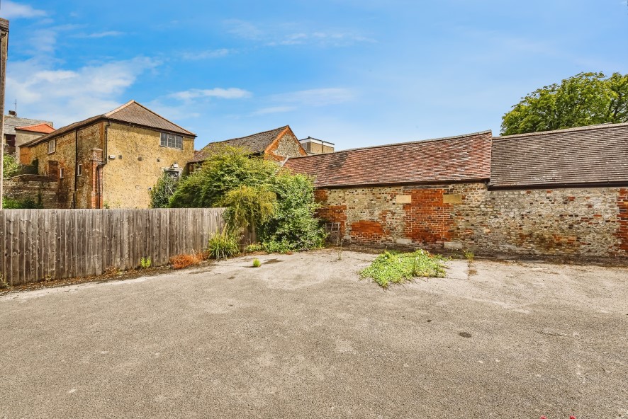 Lot Image