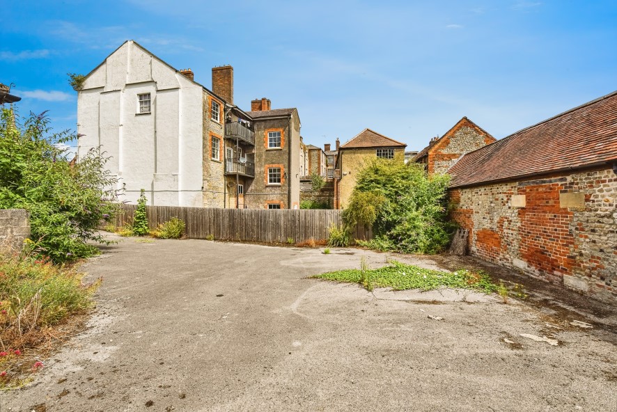 Lot Image