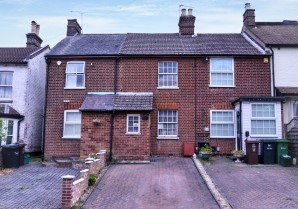 Property for Auction in London - 59 The Hill, Wheathampstead, St. Albans, Hertfordshire, AL4 8PR