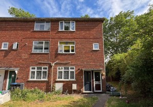 Property for Auction in London - 8 Jubilee Crescent, Edmonton, London, N9 7NU