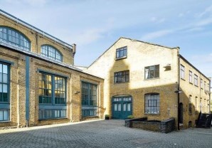 Property for Auction in London - Flat 1A Riverway House, 260 Westferry Road, Isle of Dogs, London, E14 3AG