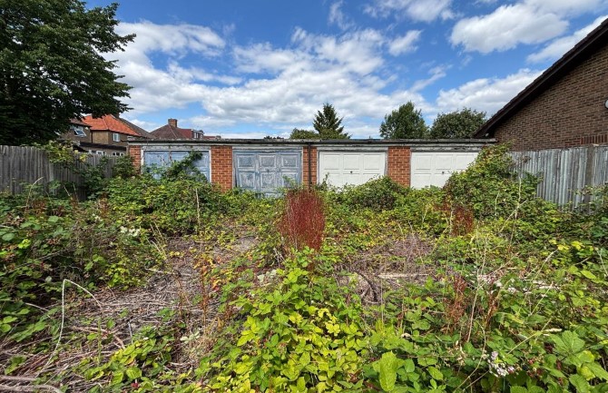 Lot Image