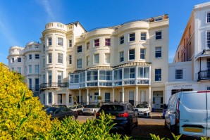 Property for Auction in London - The Pool Flat, 117-118 Marine Parade, Brighton, East Sussex, BN2 1DD
