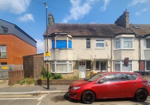 Property for Auction in London - 30 Eveline Road, Mitcham, Surrey, CR4 3LE