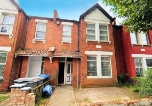 Property for Auction in London - 113A Deacon Road, Cricklewood, London, NW2 5NJ