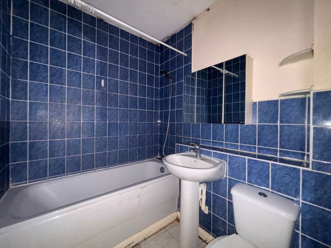 Lot Image