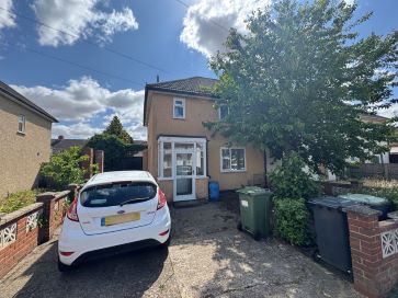 Property for Auction in Scotland - 41 Lindsell Crescent, Biggleswade, Bedfordshire SG18 0DL