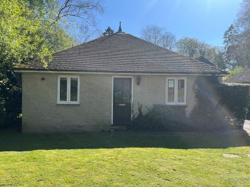 Property for Auction in South West - 8 Dorchester Close, Headington, Oxford, Oxfordshire OX3 8SS