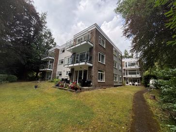 Property for Auction in South West - Flat 10, Dorset Court, 36 Branksome Wood Road, Bournemouth, Dorset BH4 9LA